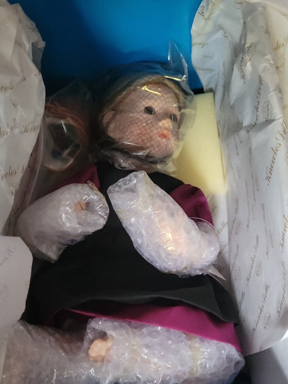 Porcelean Doll - Picture 5 of 5